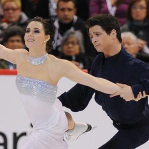 1월 17일 : 캐나다 아이스댄스팀 Tessa Virtue와 Scott Moir가 평창 동계올림픽의 캐나다팀 기수로 선정