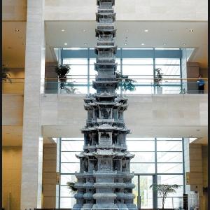 개성 경천사 터 10층 석탑이 왜 국립 중앙 박물관 로비에 있을까?