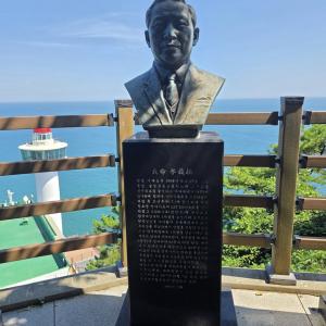 압록함 함장 때 적기 4대 공습받았으나, 함포로 2대 격추..두만함, 적기 인양해 소련제트기 완전 분석