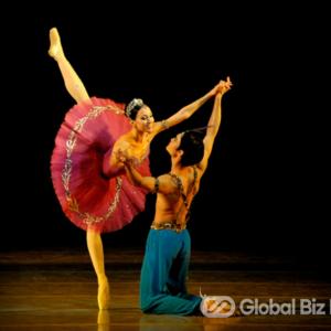 15세 때 유학 후 20년 동안 매일 9시간 혹독한 연습, 귀국해 예술감독 변신 & 입단 15주년 맞아 견습생으로 발레 해적 주역 맡아 커튼콜 5번받아 데뷔